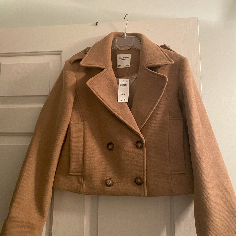 Abercrombie & Fitch Cropped Wool Coat
